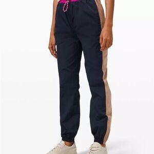 Lululemon evergreen track pants navy tan pink size 6